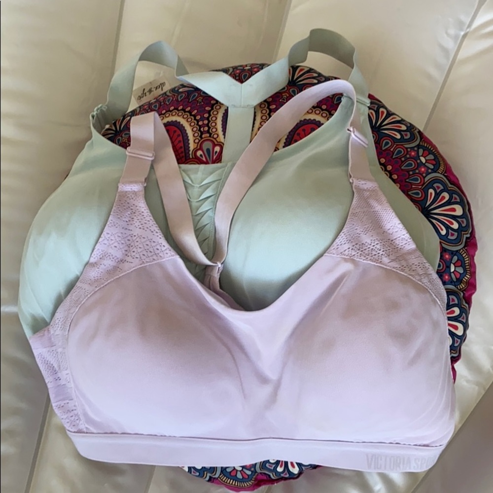 No-Wire Sports Bras✌🏼for the price of ☝🏼✨